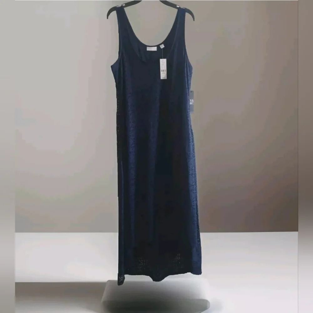 Women's Maxi dress Navy blue sleeveless High Low lace overlay lined Medium